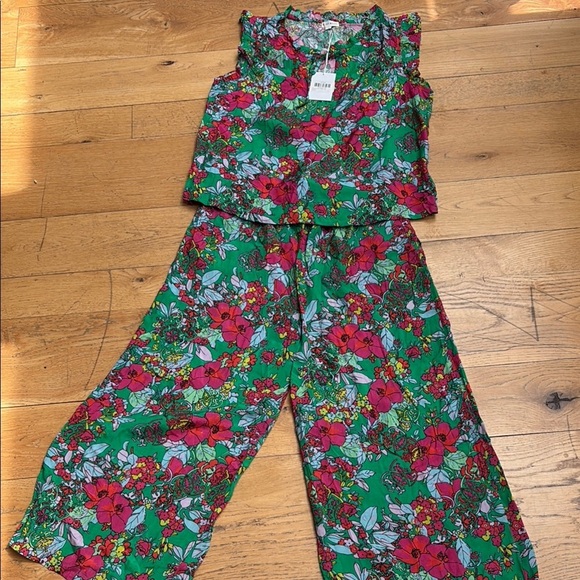 Roller Rabbit Pants - NWT Roller Rabbit Ashley Kaylee Floral Top and Pants Set